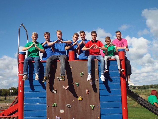 2014 Dorf 09