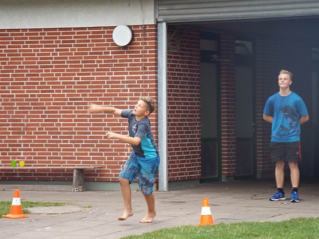 16.08.2015