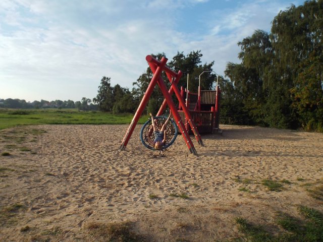24.08.2015