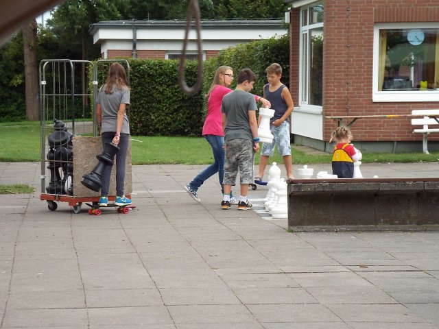27.08.2015