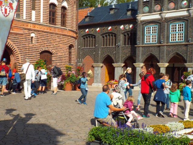 28.08.2015