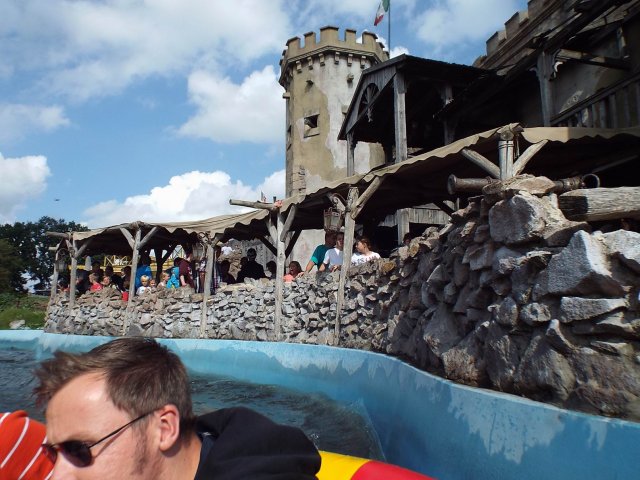 28.08.2015