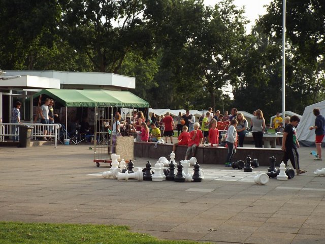 28.08.2015
